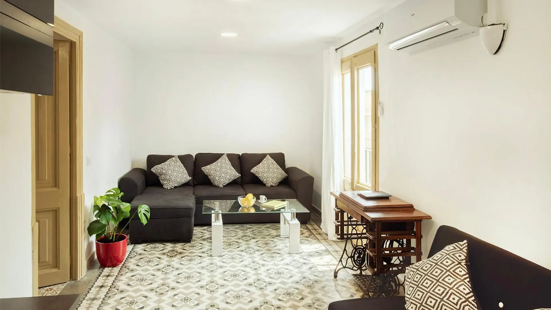 شقة Historic Barcelona Gem 3Br By Boqueria