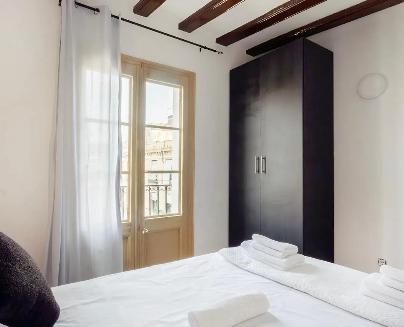 Historic Barcelona Gem 3Br By Boqueria Lägenhet