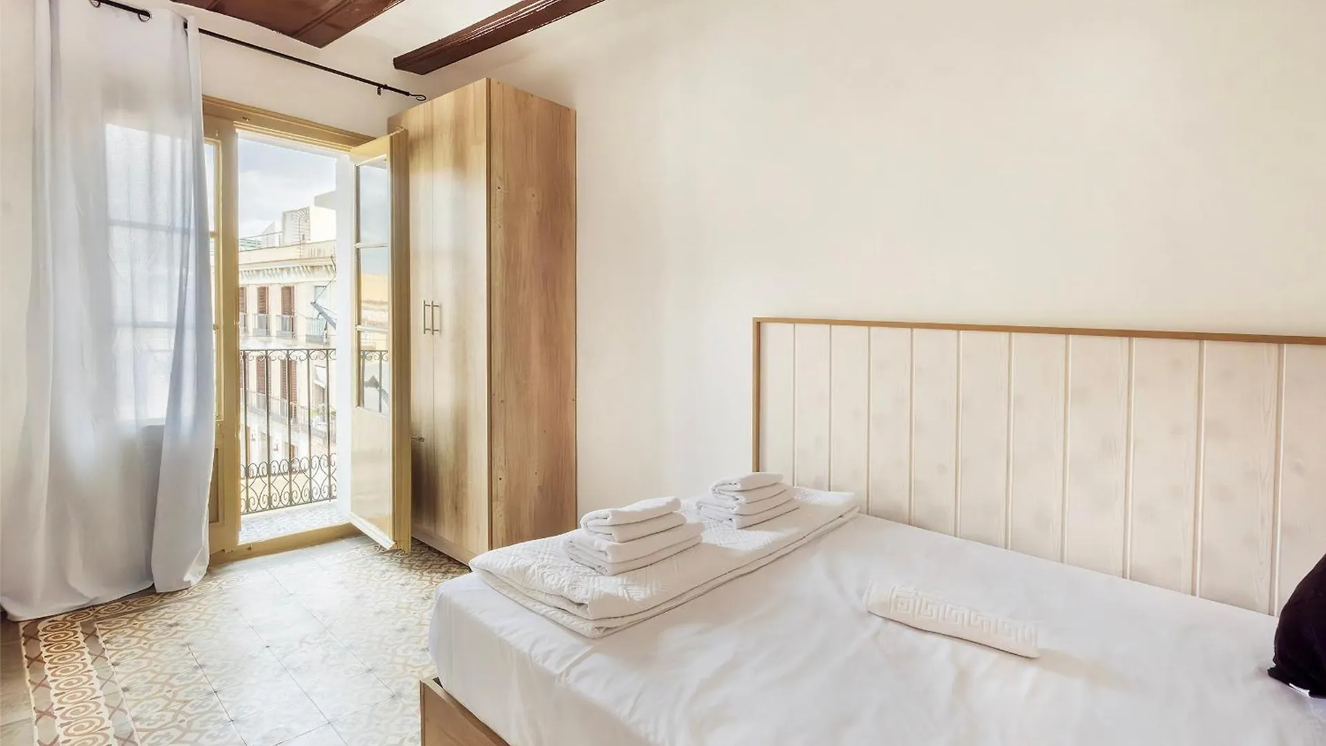 Historic Barcelona Gem 3Br By Boqueria Lägenhet Spanien